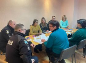 Єдина команда заради безпеки: у Глухові провели круглий стіл до акції «16 днів проти насильства»